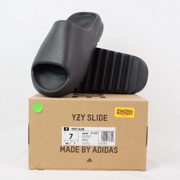 Yeezy Other - Blemished Men's Yeezy Slide HQ6448 Size 7 Onyx